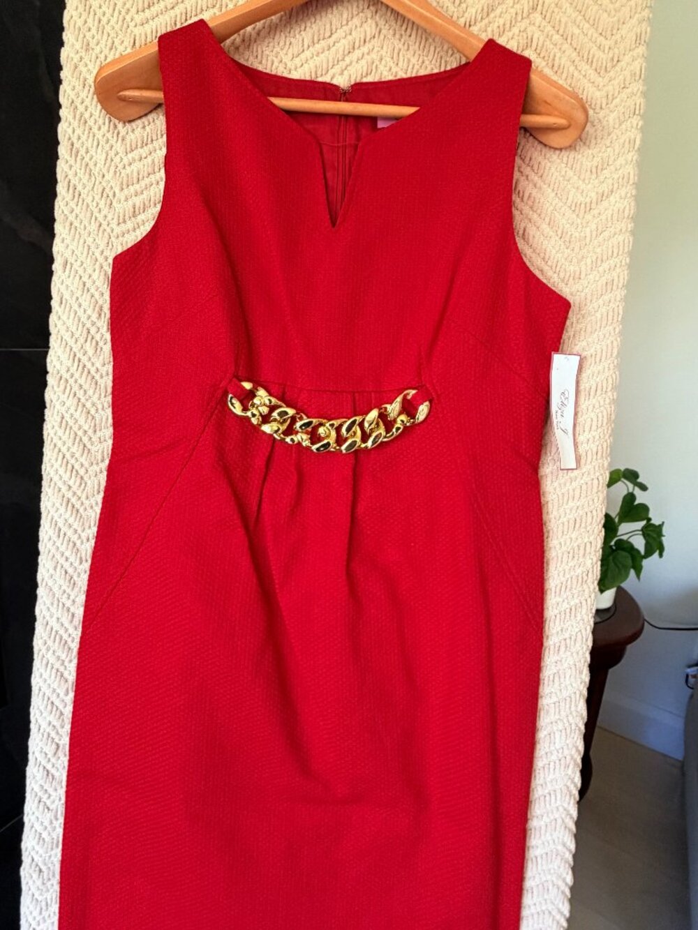 NWT Eliza J Red Textured Sheath Dress Gold Chain Size 12